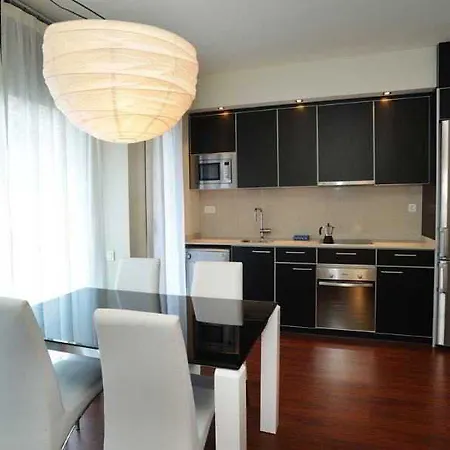 Diagonal Magnolia Apartment